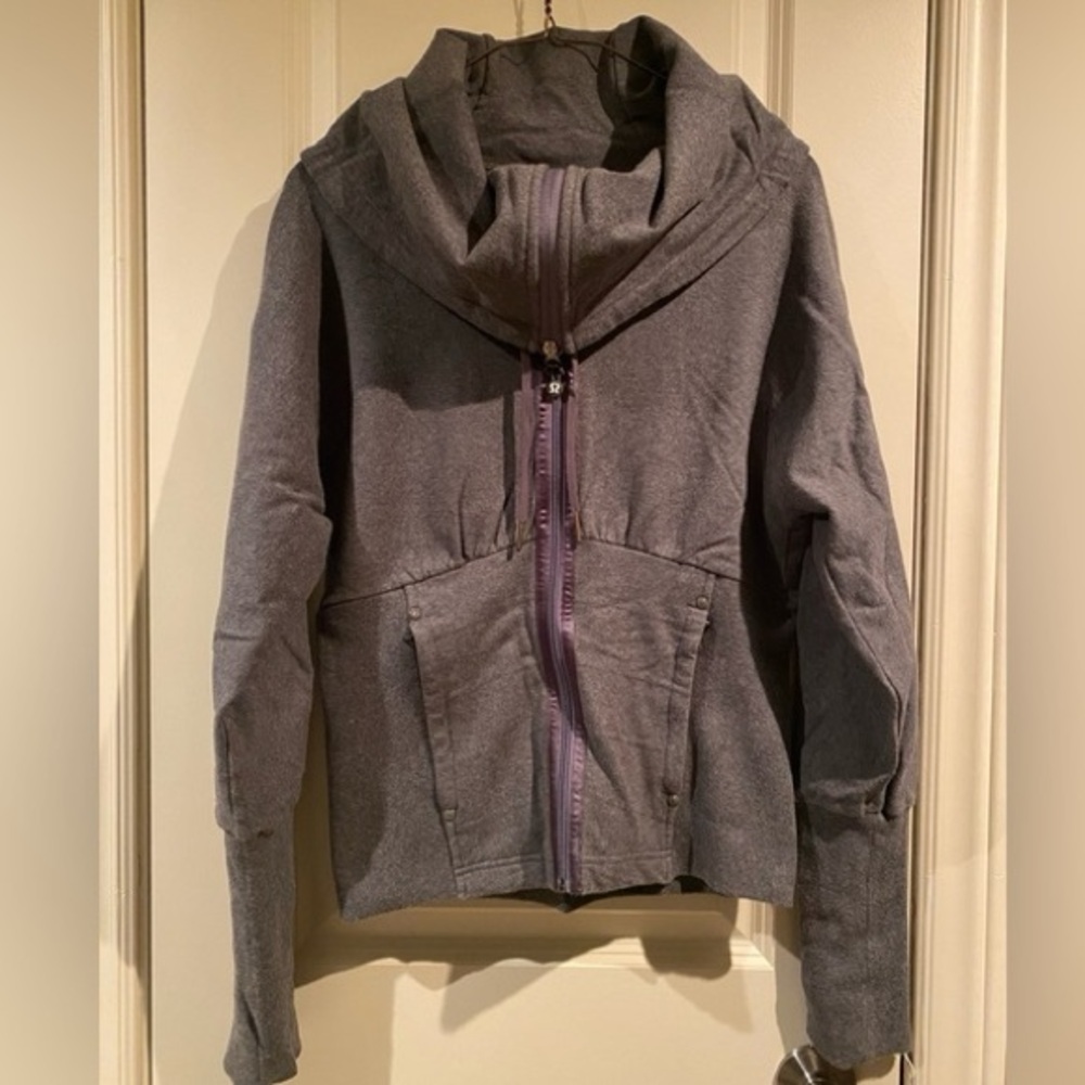 Lululemon Cowl Neck Zip Jacket in Hunter Grey
